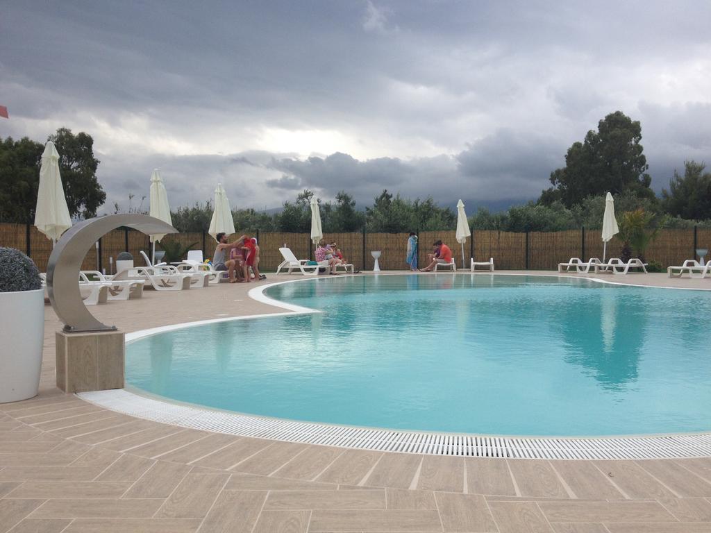 Camping Villaggio Riviera フォチェ・ヴァラーノ エクステリア 写真